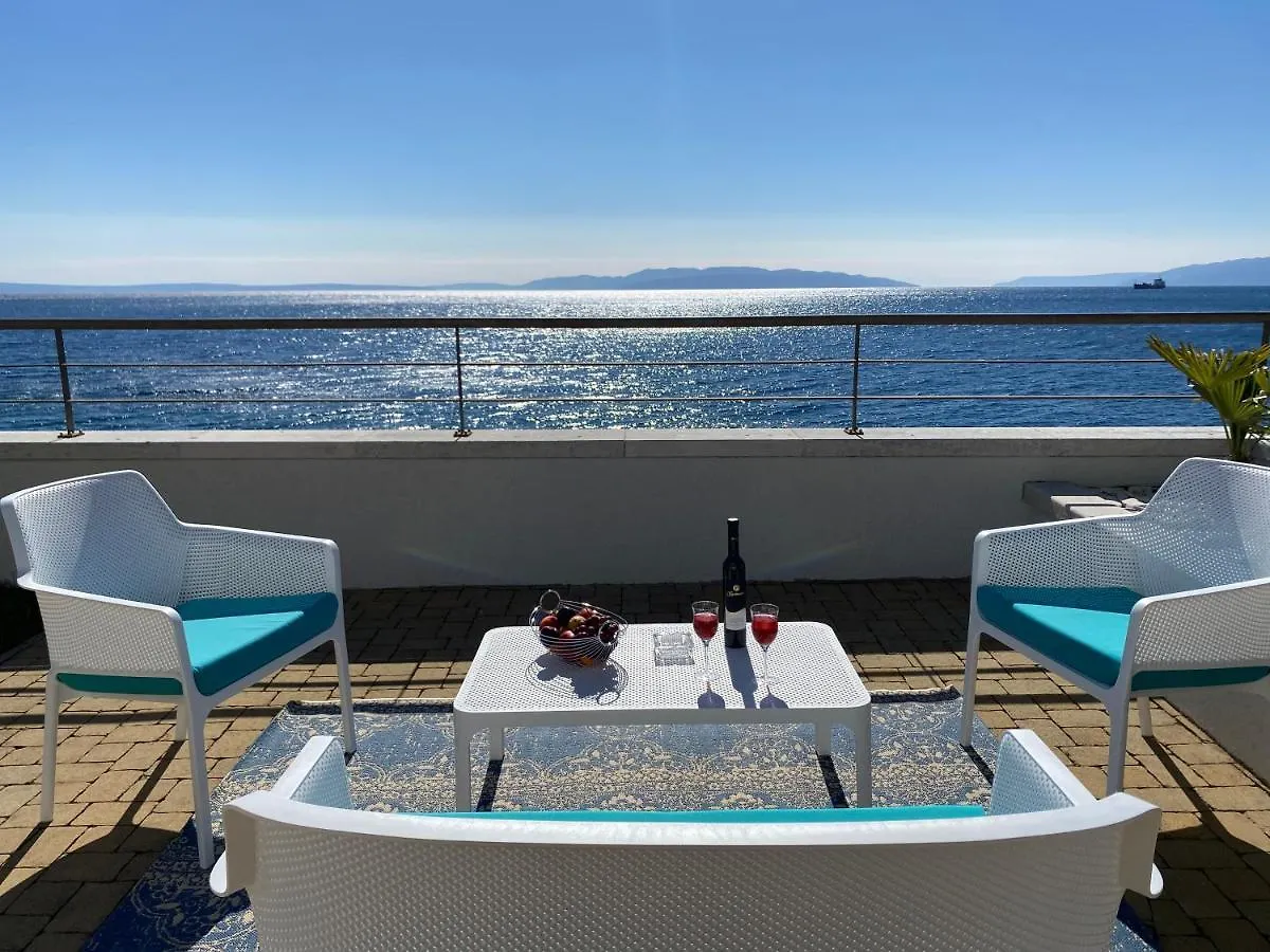 Ria Lungomare Apartment Rijeka
