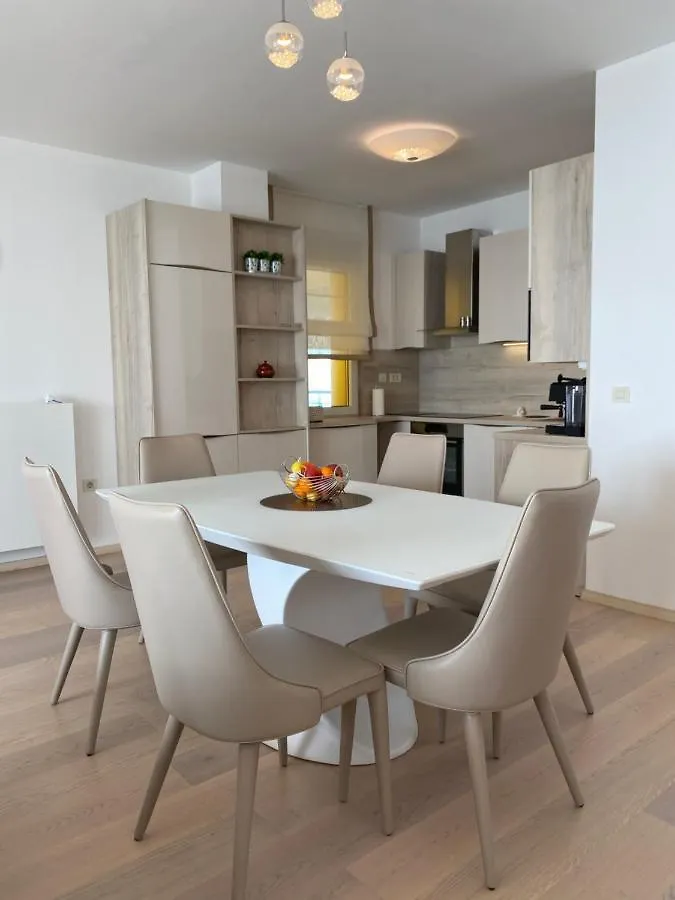 Ria Lungomare Apartment Rijeka 0*,